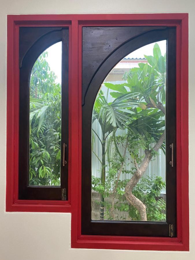 Dream House Lodge スコタイ エクステリア 写真